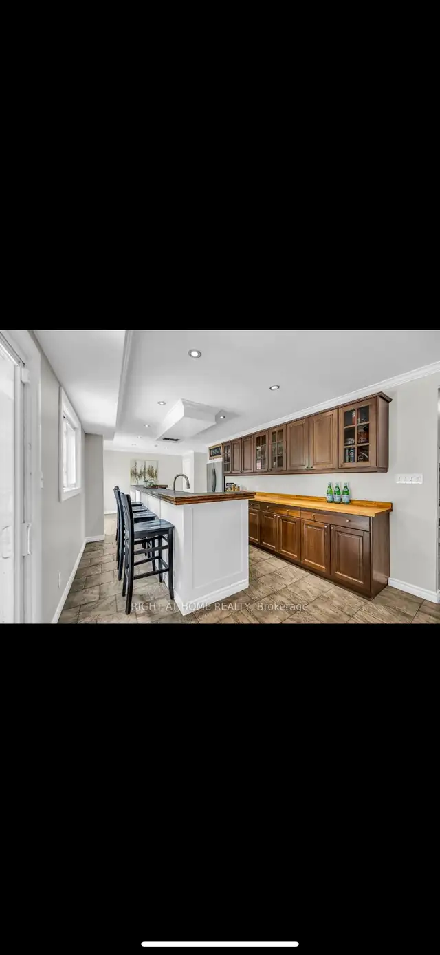 room for rent - Photo 3