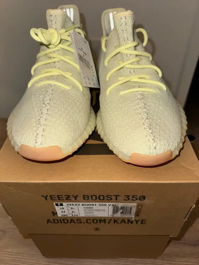Adidas Yeezys - Photo 7