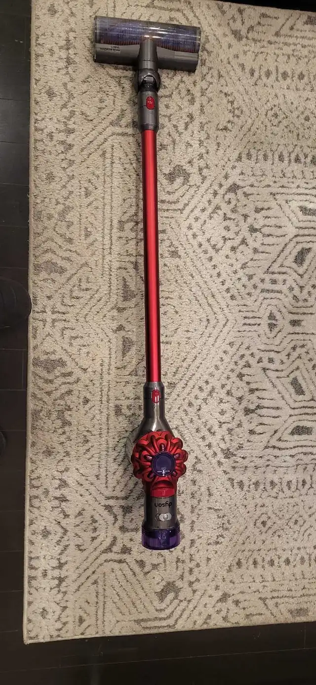 used Dyson V8 Stick vacuum set