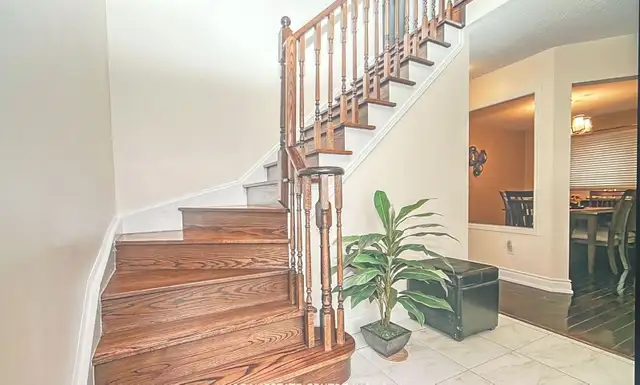 4 BEDROOMS 2.5 WASHROOMS HOUSE FOR RENT - Photo 4