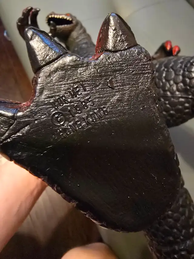 1985 Godzilla Figure - Photo 2