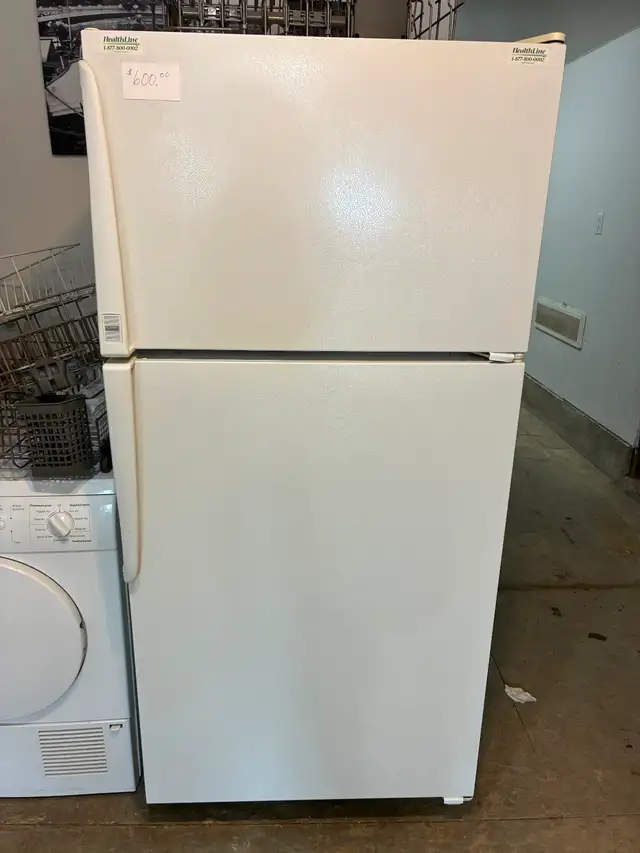 Fridges $600 tax in 1 year warranty  local delivery included - Photo 9