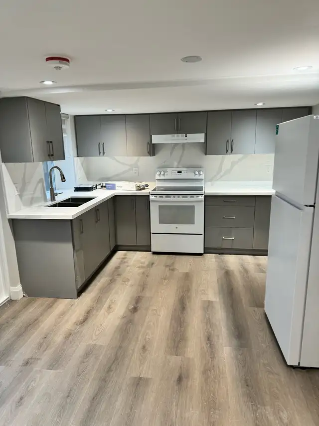 4 Bedroom 2 Full Bath Walkout Basement