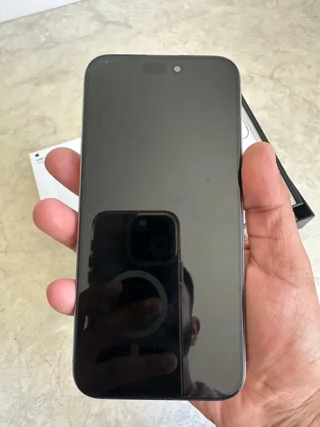 iPhone 15 pro max 256 gb 82% battery Airpods Pkg/Delivery - Photo 8