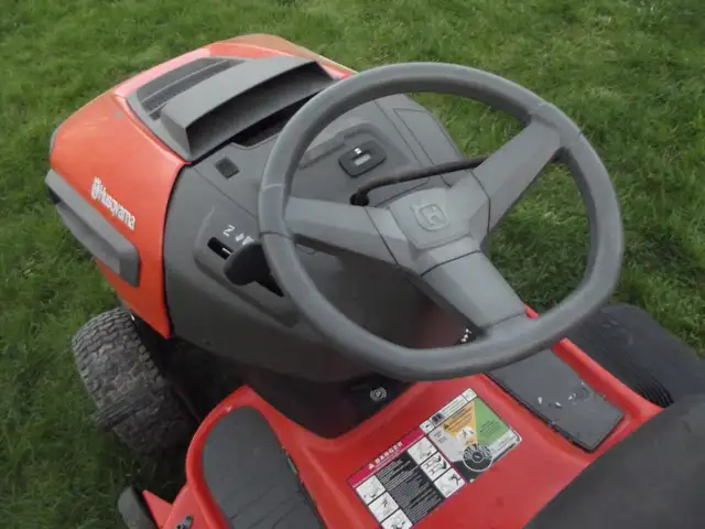 Husqvarna YTA 19K42 Riding Lawn Mower - Photo 6