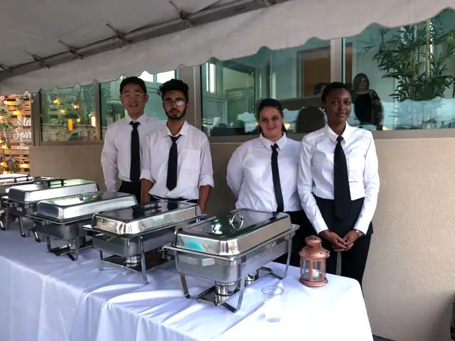 Bartenders & Servers for Weddings, Birthday, Private Events GTA - Photo 2