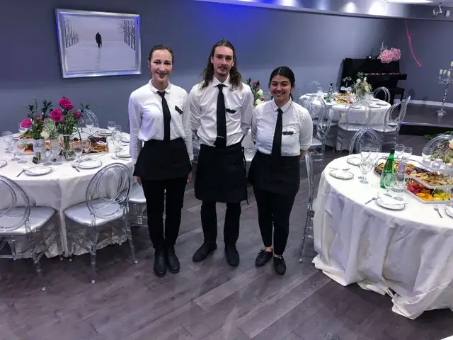 Bartenders & Servers for Weddings, Birthday, Private Events GTA - Photo 3
