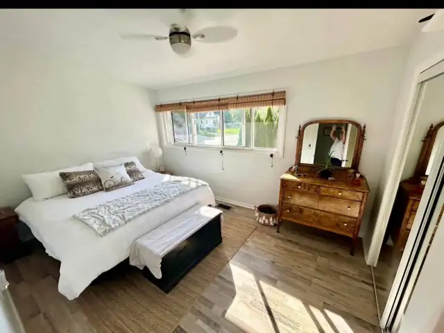 Strathroy Home Sale by Owner - Photo 5