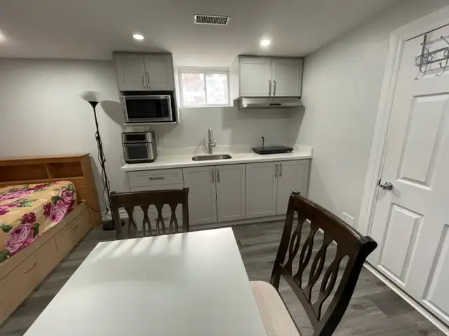 Private Basement Room for Rent - Photo 2