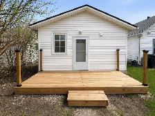 Cozy 1 Bedroom – Private Entrance, Deck & Yard | Fort Erie