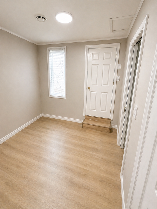 Cozy 1 Bedroom – Private Entrance, Deck & Yard | Fort Erie - Photo 5