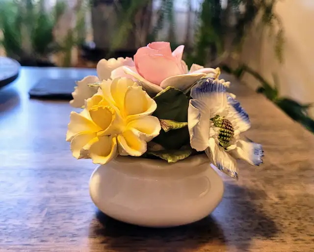 Royale Stratford Flower Bouquet