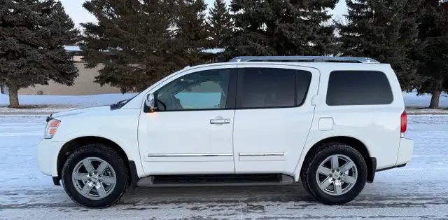 2011 Nissan Armada Platinum Pkg - Photo 6