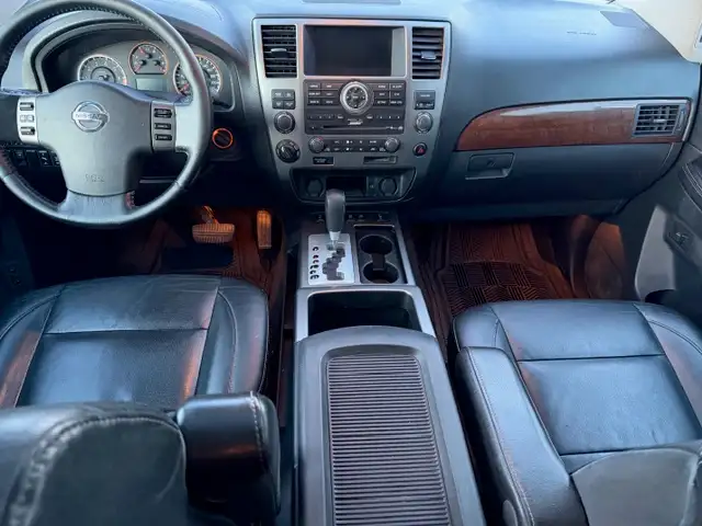 2011 Nissan Armada Platinum Pkg - Photo 9