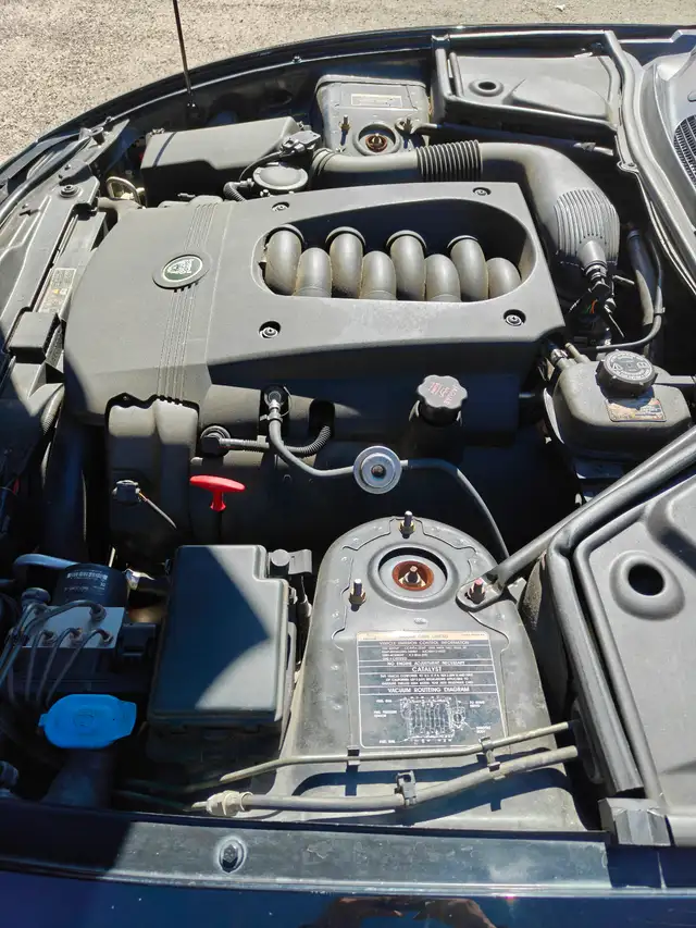 2004 Jaguar XK8 4.2 - Photo 9