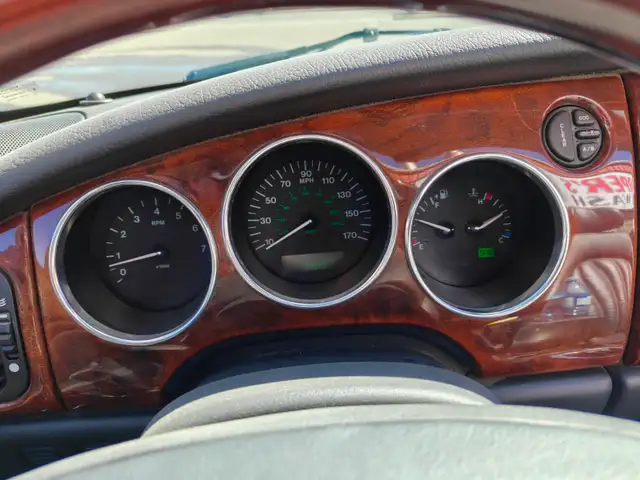 2004 Jaguar XK8 4.2 - Photo 10