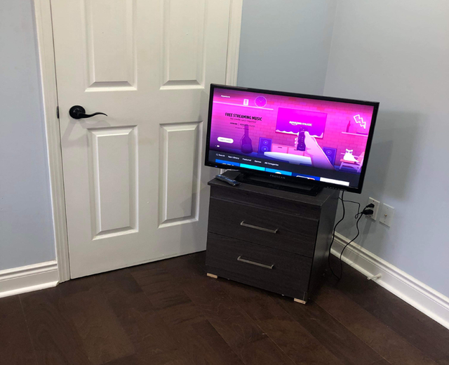 Furnished Room in Pickering on 2nd Floor of a House for Rent - Photo 3