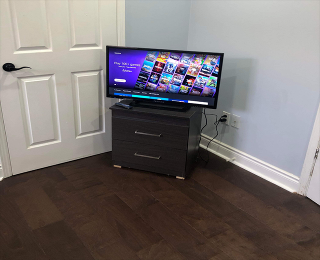 Furnished Room in Pickering on 2nd Floor of a House for Rent - Photo 5