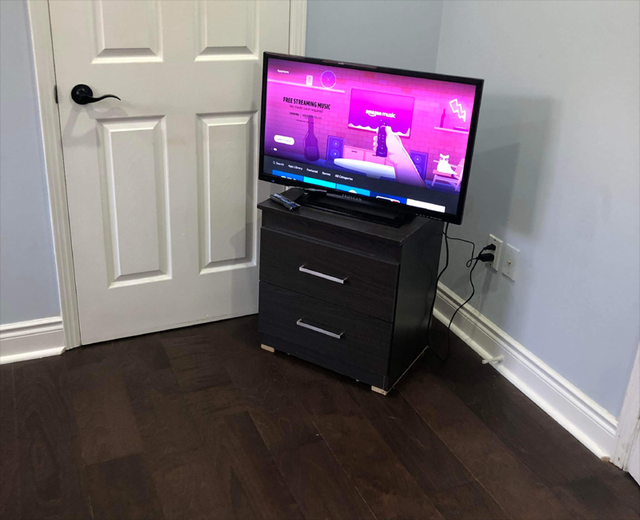 Furnished Room in Pickering on 2nd Floor of a House for Rent - Photo 6