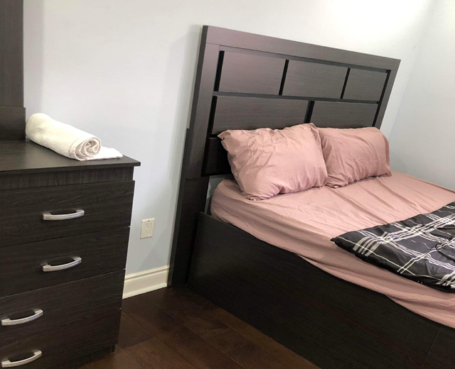 Furnished Room in Pickering on 2nd Floor of a House for Rent - Photo 10