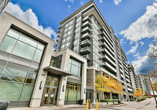 Spacious one bedroom condo for rent in Markham prime location