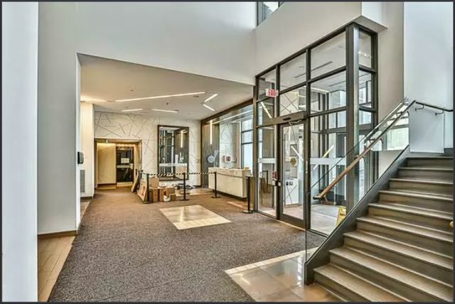 Spacious one bedroom condo for rent in Markham prime location - Photo 9