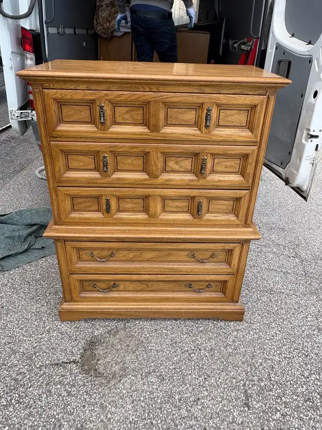 Free delivery used Solid Oak Wood Dresser Chest of Drawers - Photo 8