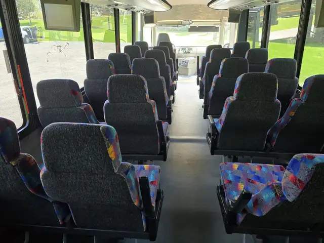 2002 ABC Freightliner Mini Coach for Sale - Photo 4