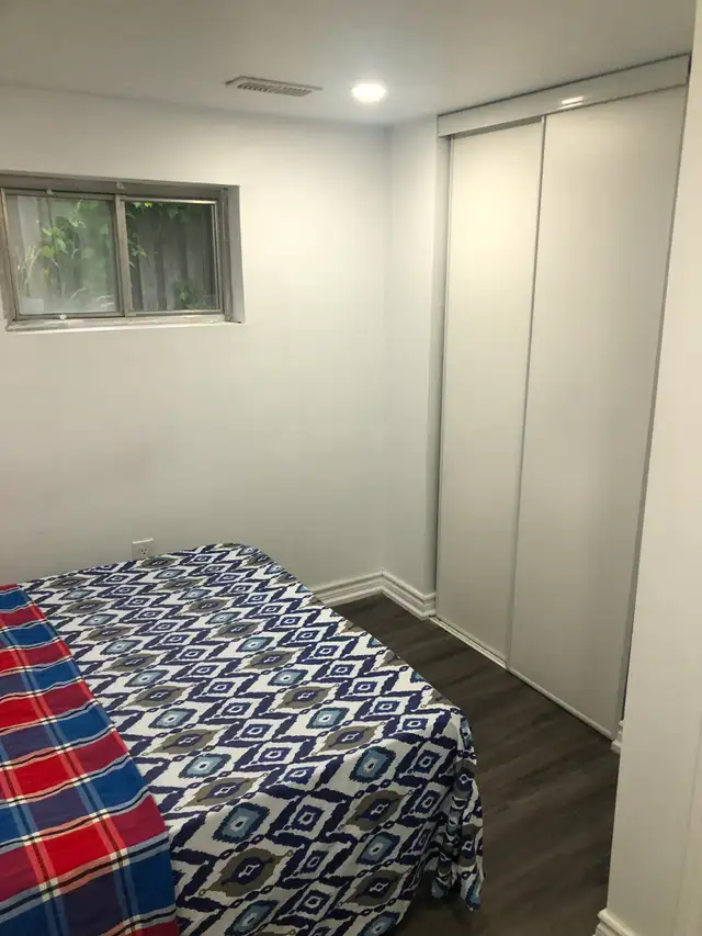 Beautiful Furnished Basement Room in Scarborough for Rent - Photo 4