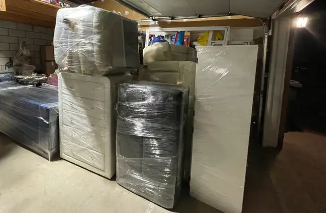 OSHAWA, AJAX, WHITBY N PICKERING REGION MOVERS @ LOW COST CALL N - Photo 2