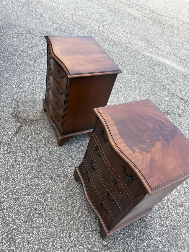 Free delivery used Vintage Wooden Nightstands - Set of 2 - Photo 5