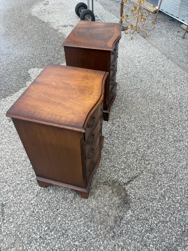 Free delivery used Vintage Wooden Nightstands - Set of 2 - Photo 6