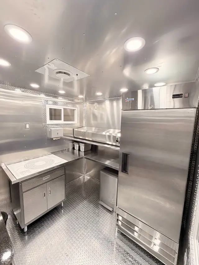 wood fired food trailer! - Photo 8