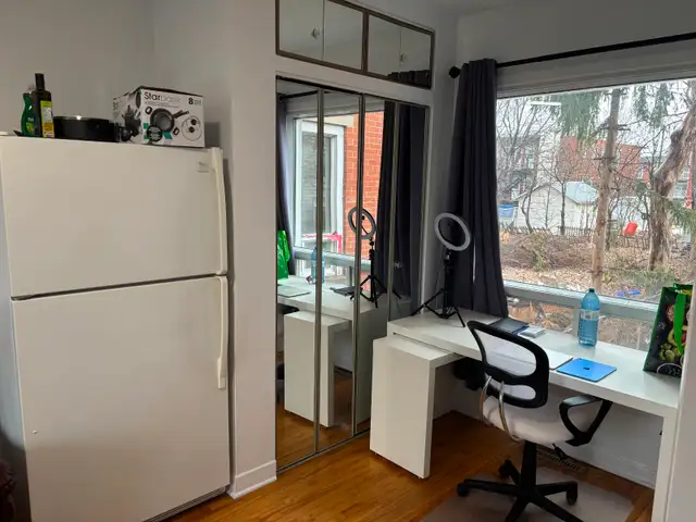 Belle chambre en colocation/Vieux-Longueuil/Tout inclus/Meublée - Photo 9