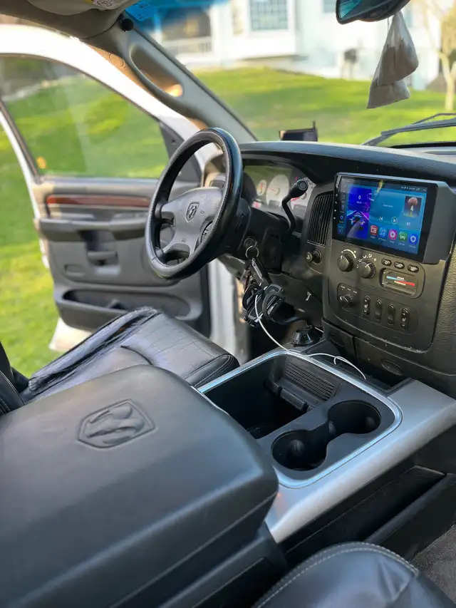 Dodge Ram 3500 Dually – Cummins Diesel – Flatbed – Hauler - Photo 7