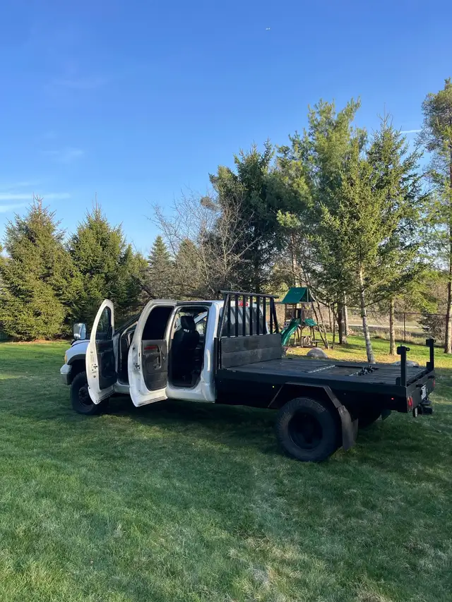 Dodge Ram 3500 Dually – Cummins Diesel – Flatbed – Hauler - Photo 10