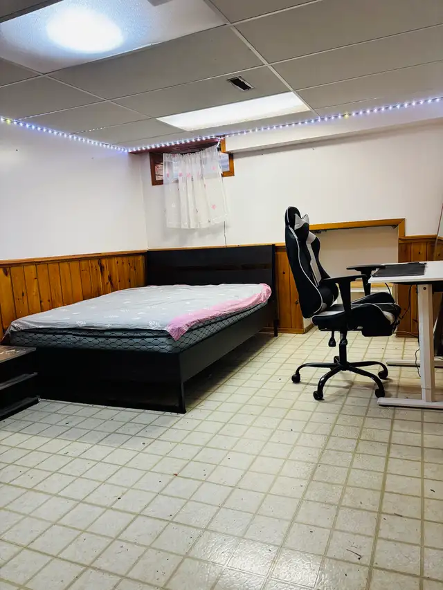 Finch/Mildland one bedroom for rent - Photo 2