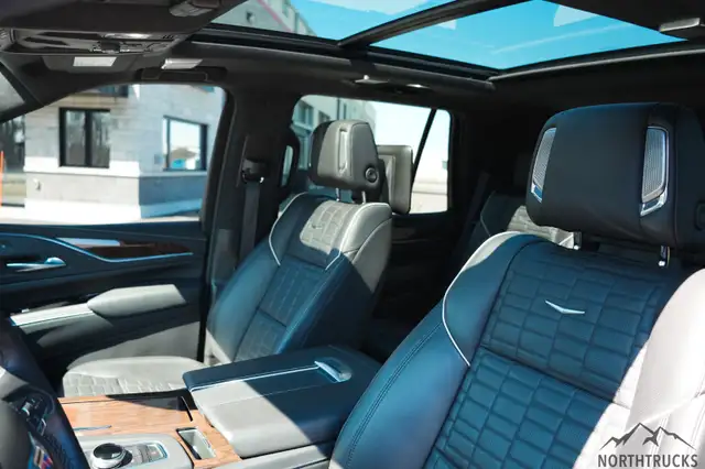 Cadillac Escalade Sport Platinum 2023 - Photo 11