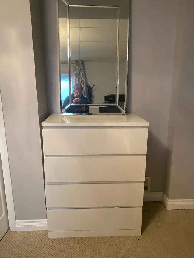 IKEA MALM TWIN BED SET - NEVER USED - Photo 4