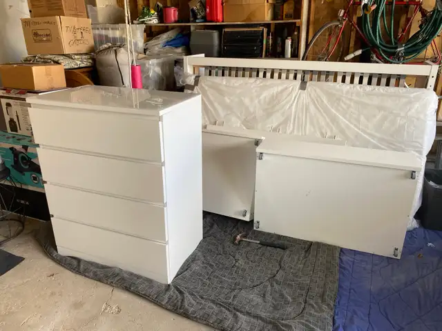 IKEA MALM TWIN BED SET - NEVER USED - Photo 5