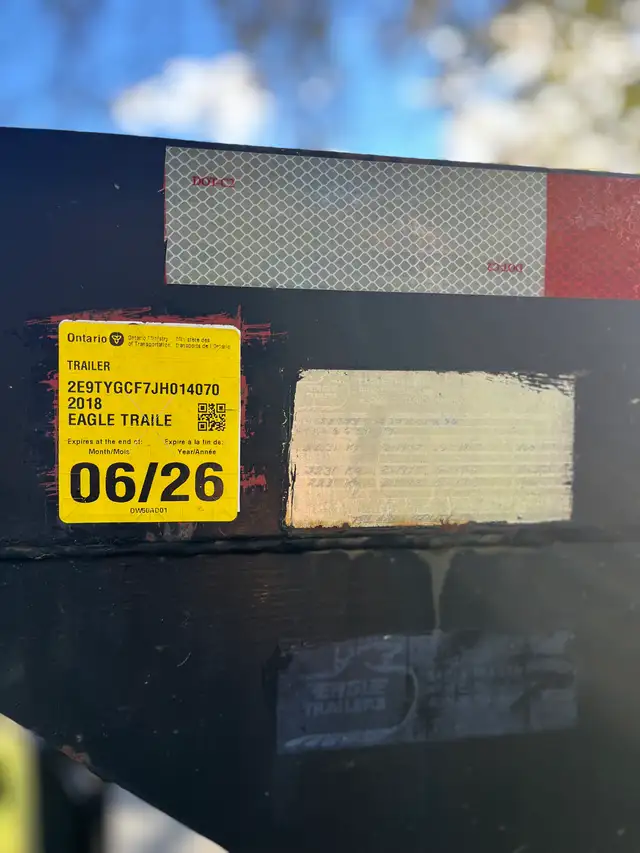 Eagle Gooseneck Flatbed Trailer – Triple Axle – Heavy Duty - Photo 8