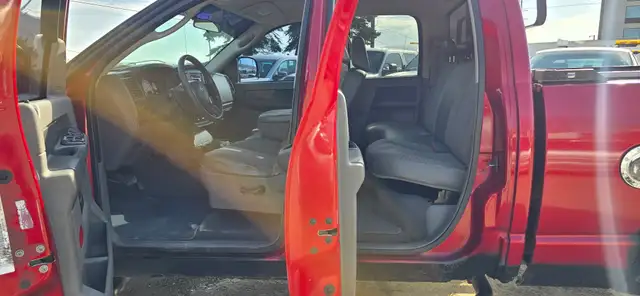 2008 Dodge Ram 1500 4x4 - 4 doors - Tow Package! - Photo 11