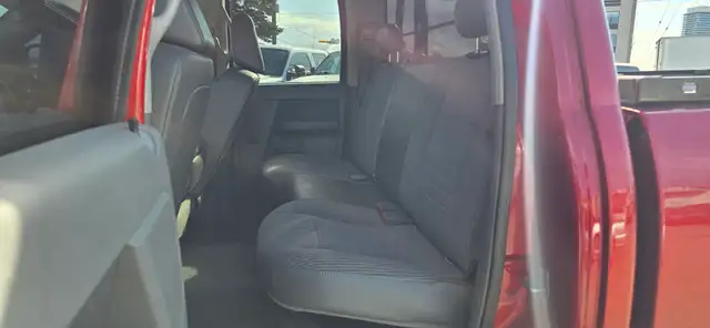 2008 Dodge Ram 1500 4x4 - 4 doors - Tow Package! - Photo 12