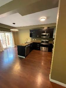 Townhouse For Rent (Masonville Mall Area) - 3 Bed / 2.5 Bath - Photo 4