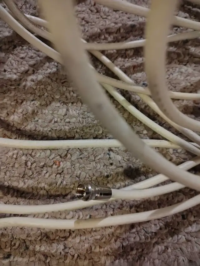 Cable for Internet - Photo 3