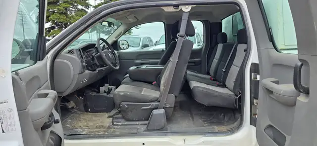 2008 Chevrolet Silverado 2500HD 4x4 - 4 Doors - Heavy Duty! - Photo 10