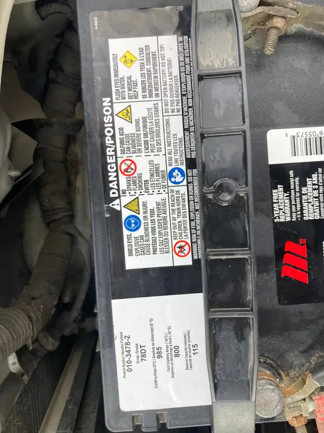 Nissan Pathfinder battery, strong and still using - Photo 4