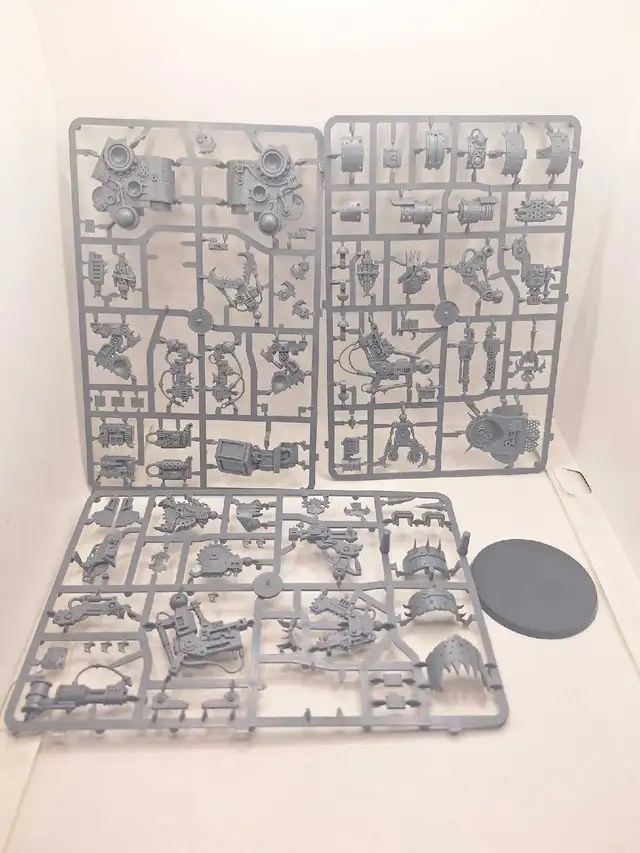 Warhammer 40k NoS Ork Deffdread missing rokkits