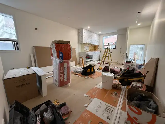 Downtown Toronto one newly renovated studio available May 1st - Photo 7