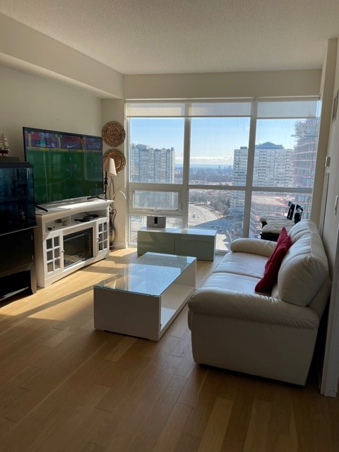 Mississauga Square One, 1 Bdrm 1 Suite for rent, starting Jun 01 - Photo 9